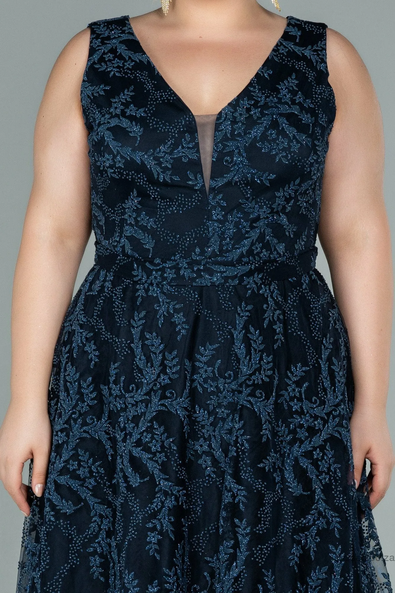 29942 Navy Blue Embroidered Tulle Princess Dress