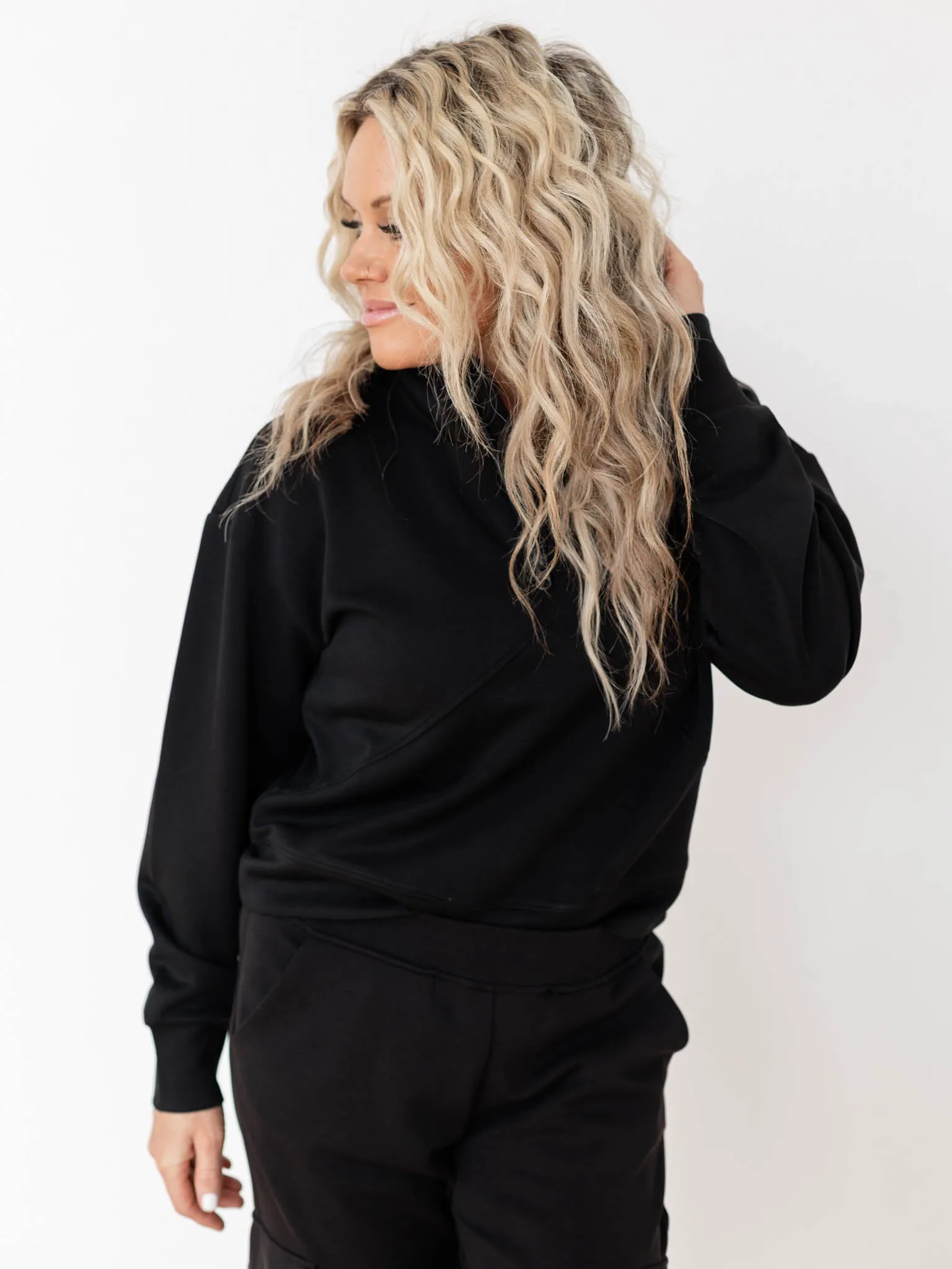 7DIAMONDS Rev Crop Quarter-Zip