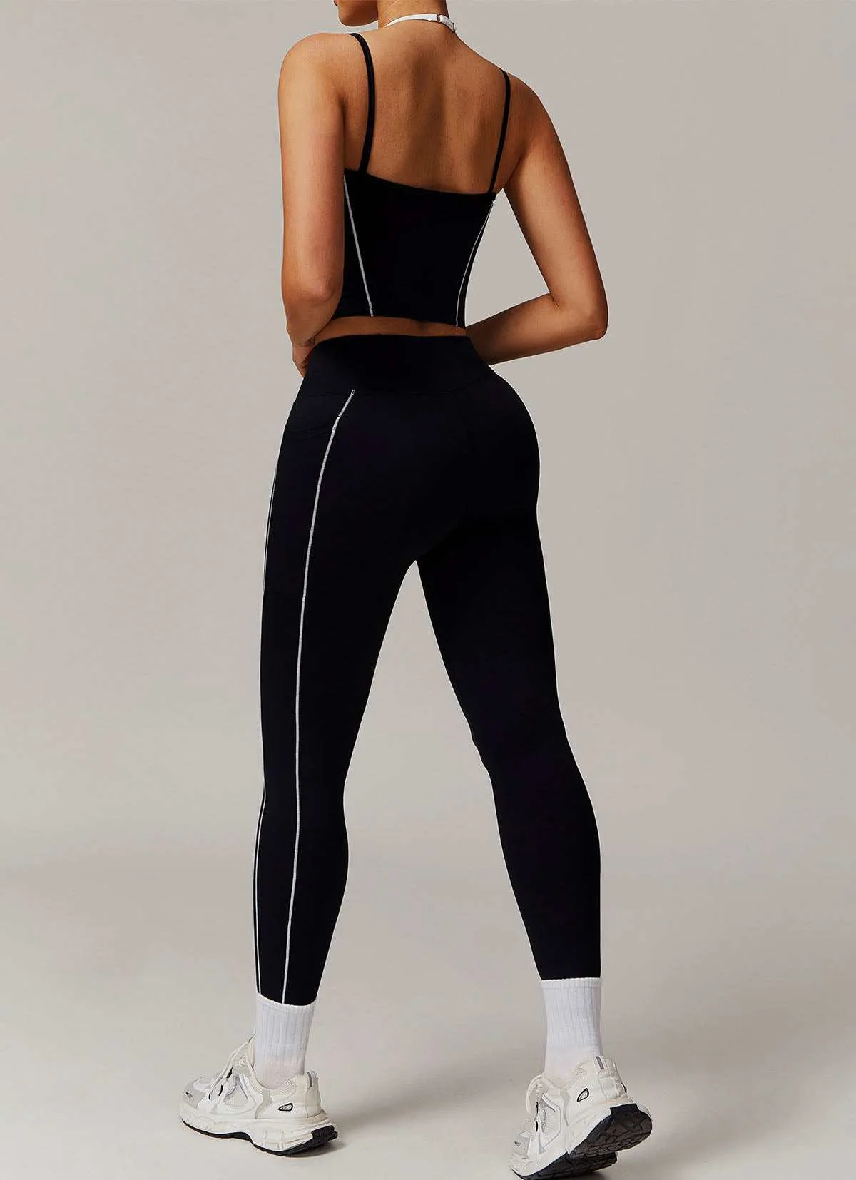 Activewear Set with Double Crossed Tank Top and Legging