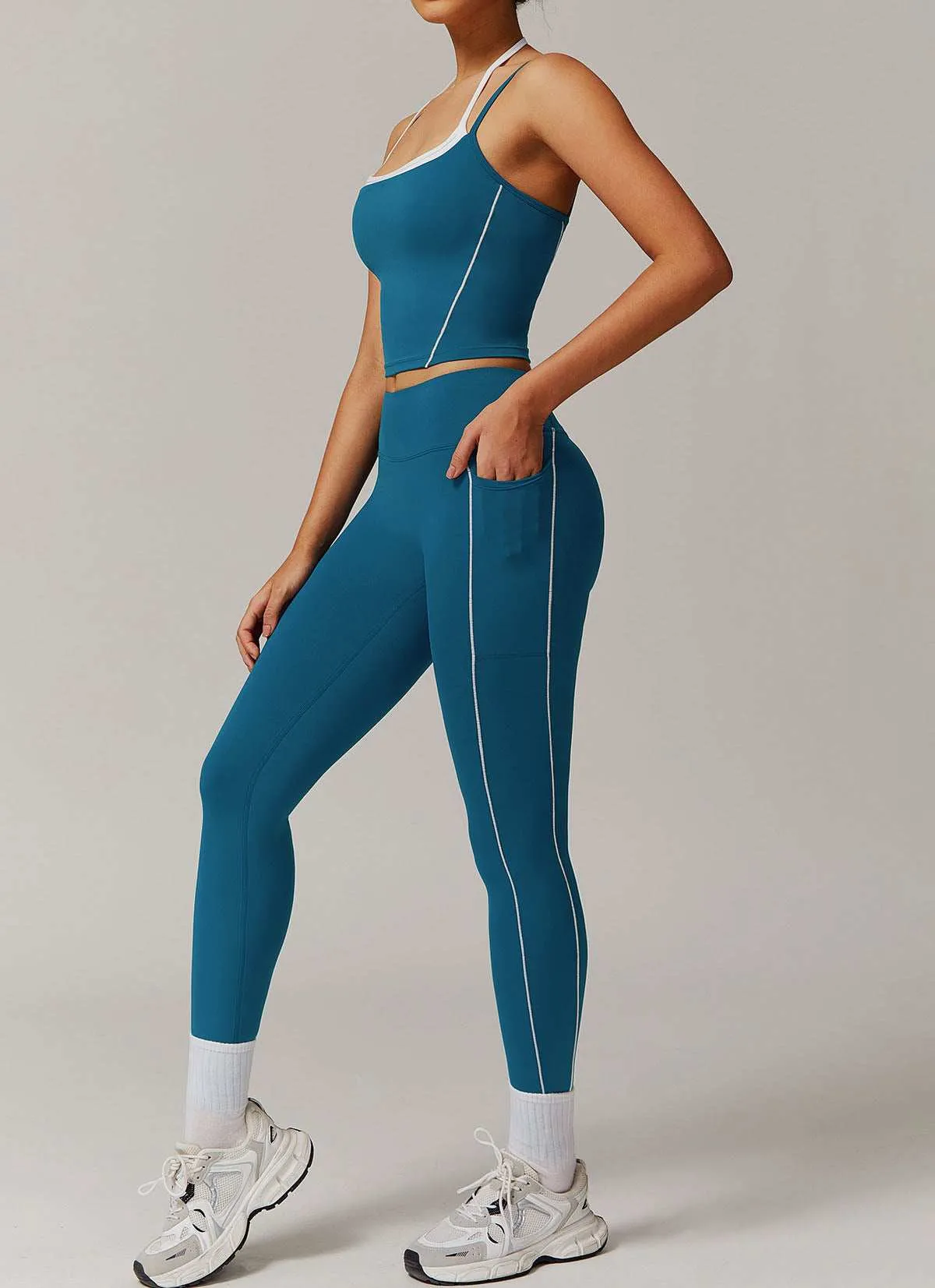 Activewear Set with Double Crossed Tank Top and Legging
