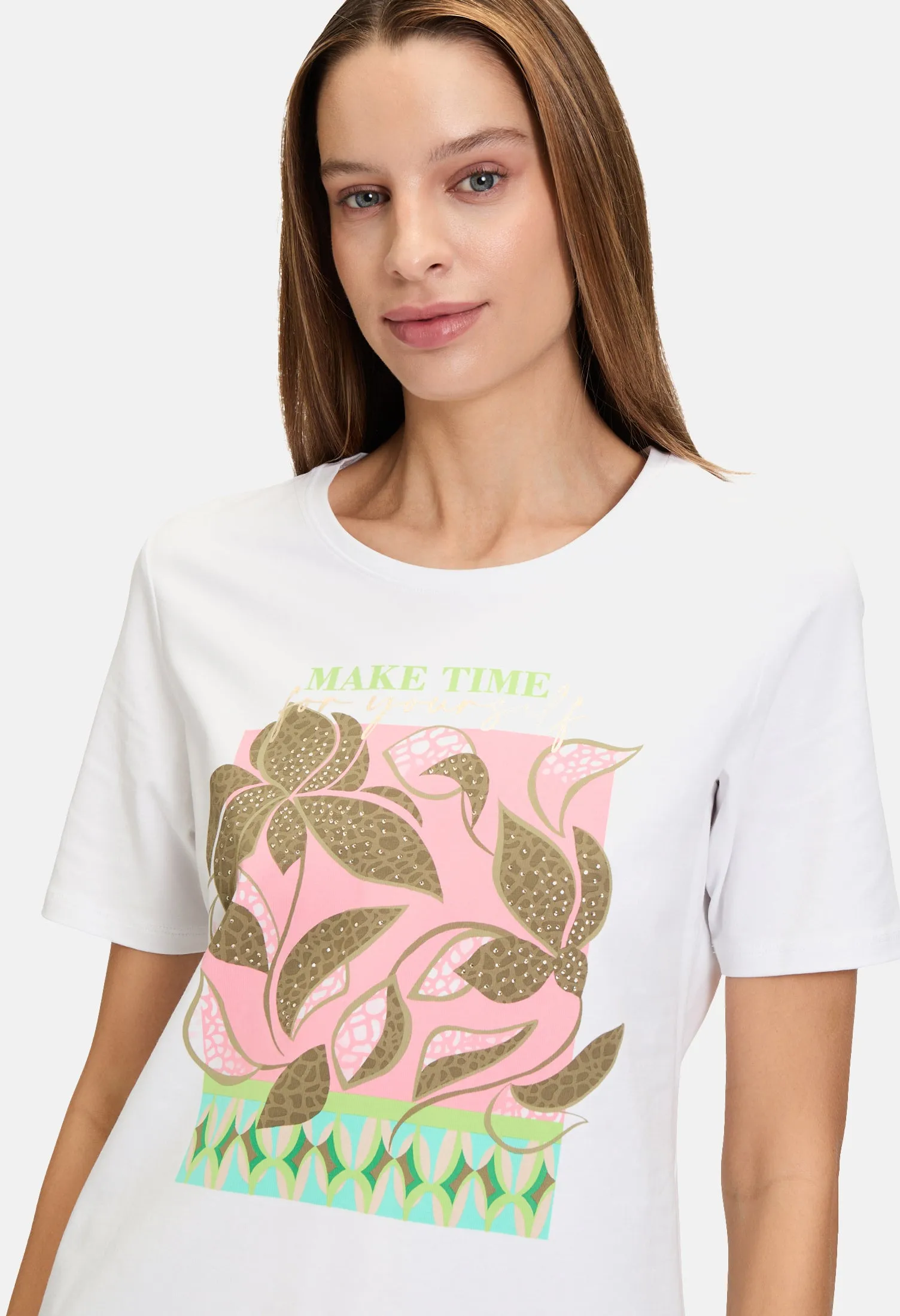 Basic Shirt with Floral Graphic
