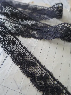 Black English Nottingham Lace- Valenciennes Foliage- 1.7cm