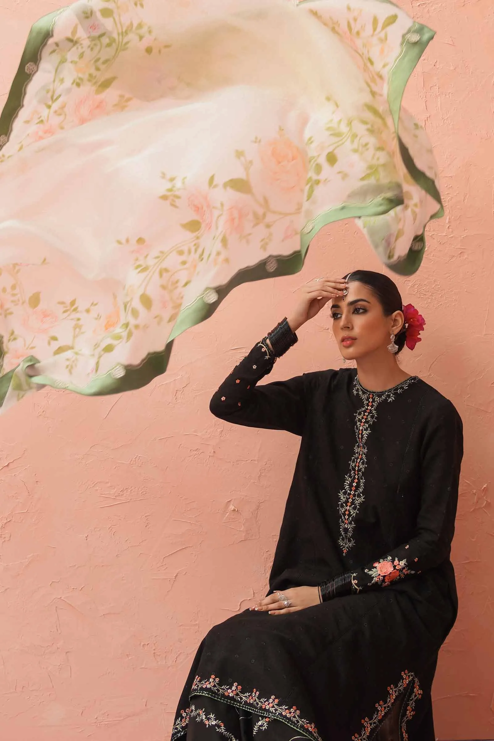 Black Pakistani Salwar Kameez Party Dress In Trouser Style