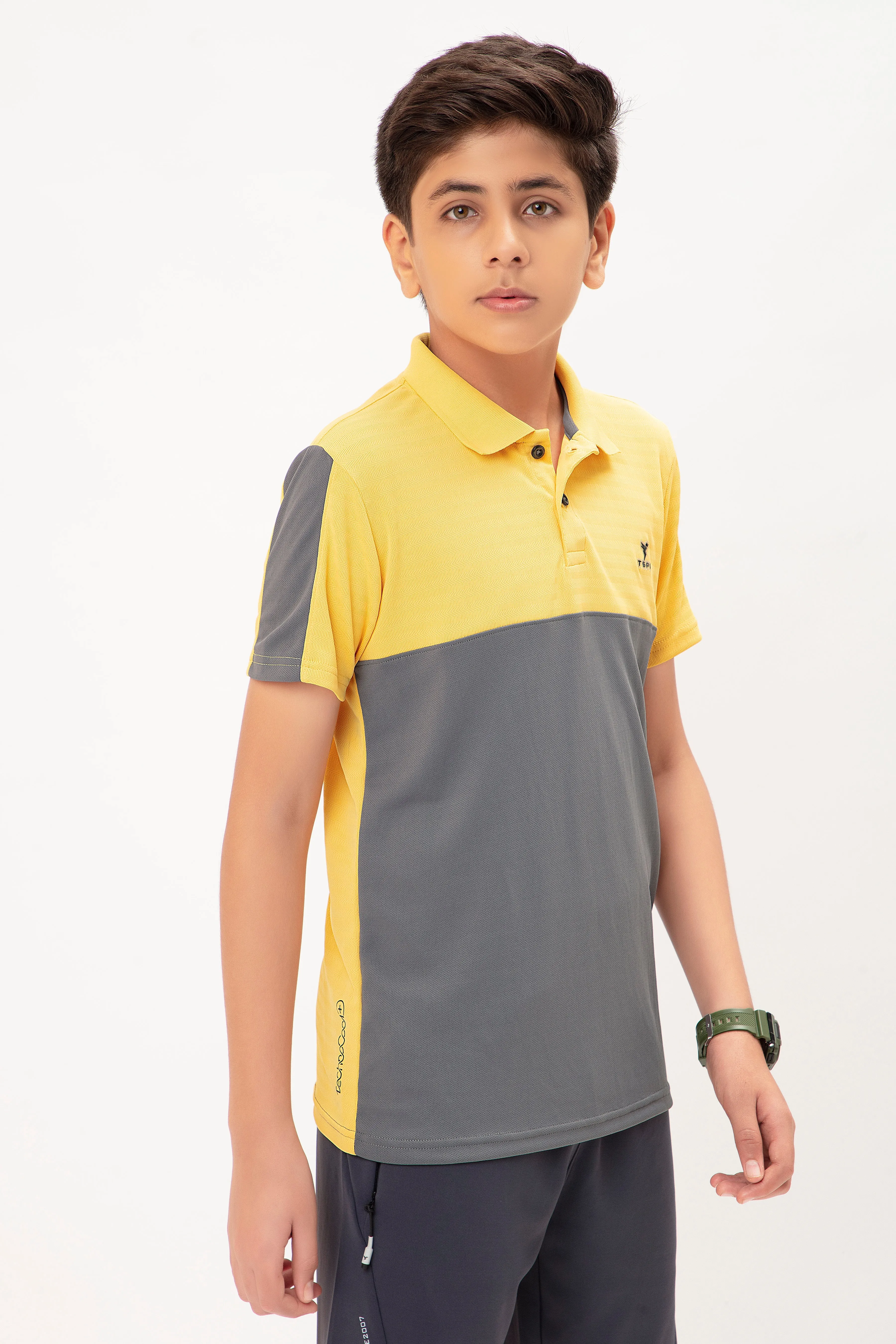 Boys Colorblock Slim Fit Polo T-shirt with TECHNO COOL 