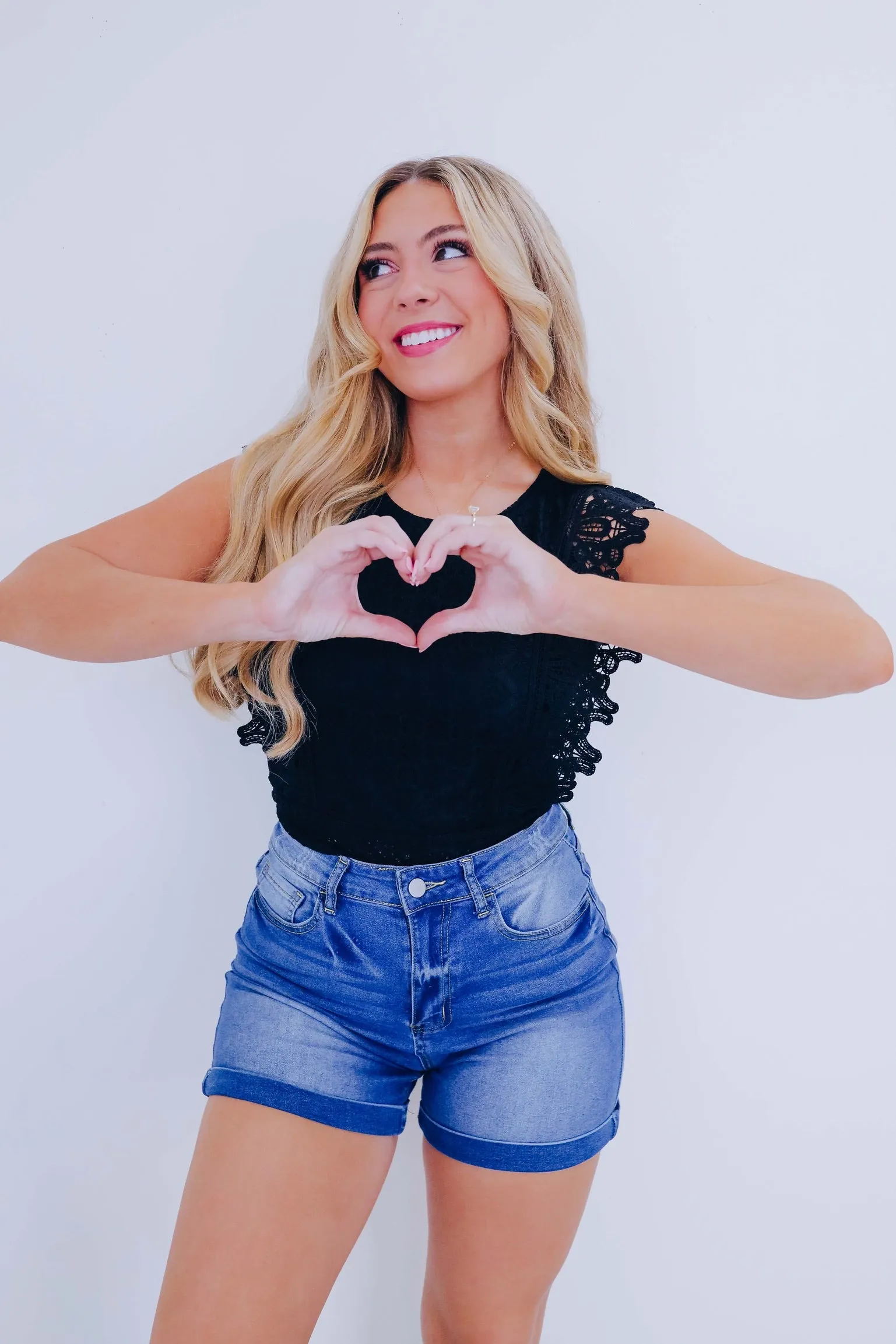 Cadence Crochet Lace Cropped Top - Black