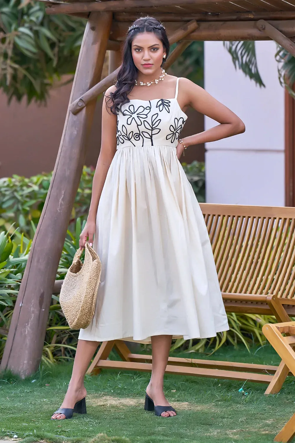 Casual Resort Wear Dress With Embroidery-CL-SW-3092