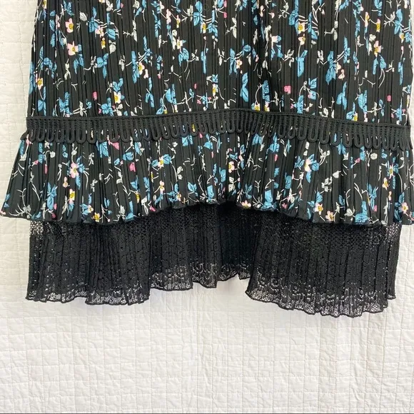 CHELSEA28 Pleated Floral Print Lace Dress NWT Large Ditsy Floral Print