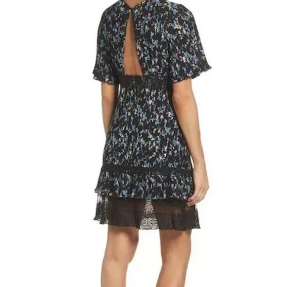 CHELSEA28 Pleated Floral Print Lace Dress NWT Large Ditsy Floral Print