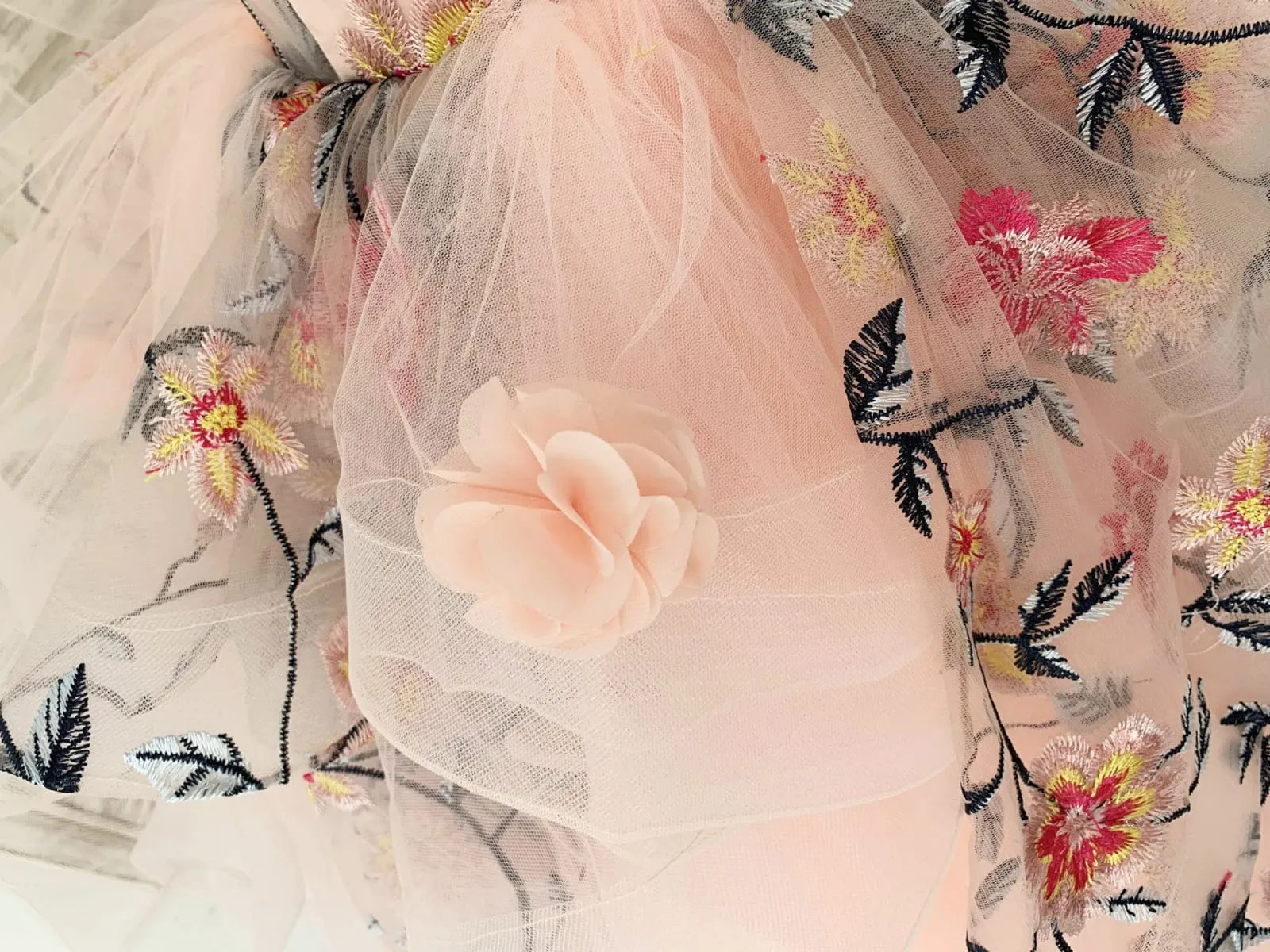 Embroidery Lace Tulle Cap Sleeves Keyhole Back Wedding Flower Girl Dress