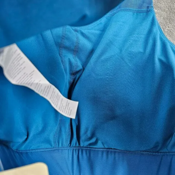 Fabletics No Bounce Sports Bra 2X 18 20 Blue Active Athleisure Gym Workout New
