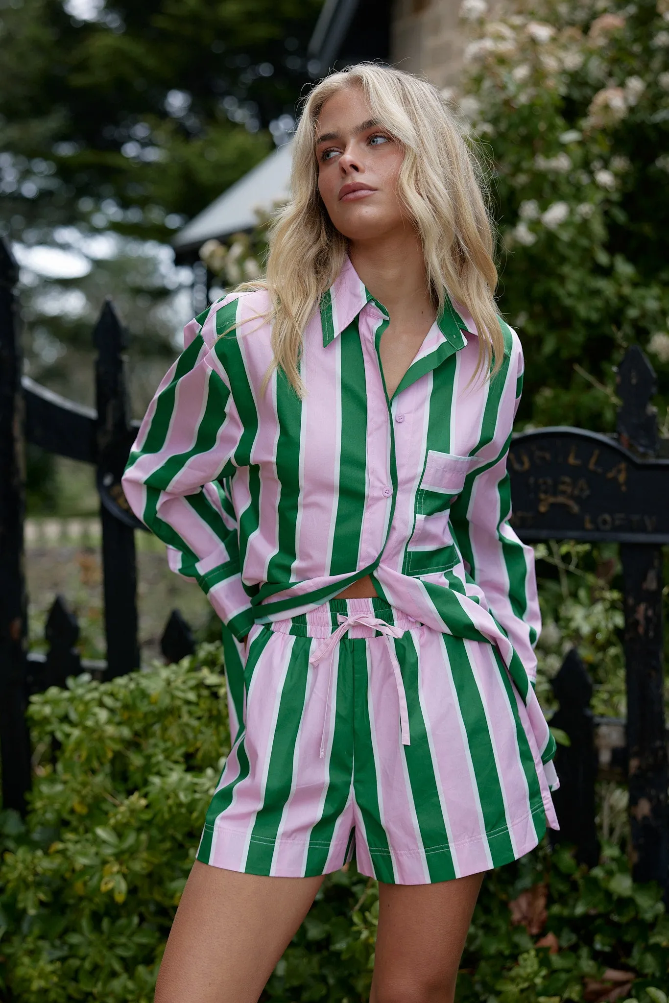 HARVEY SHORT IN BABY/FOREST STRIPE