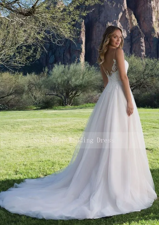 Hot Tulle Wedding Dress A-Line Gown with Scoop Lace Neckline Sleeveless Bridal Gowns V-Back
