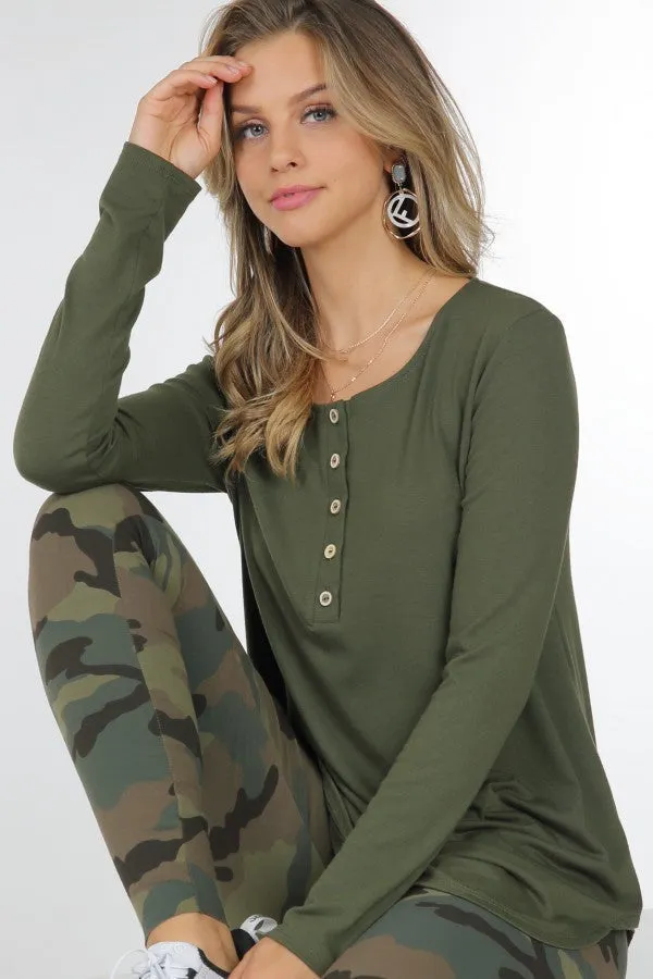 It's a Lounging Kind of Day Long Sleeve Tee in Dusty Cream