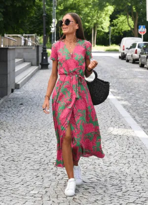 Kika® | Fashionable and minimalist   dress