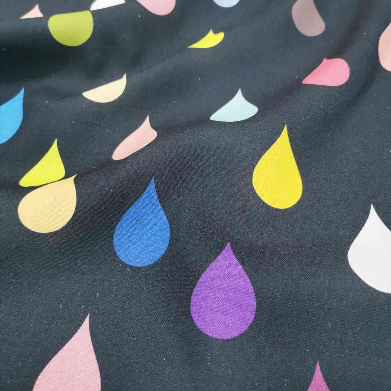 Linen Cotton, Party, Raindrops