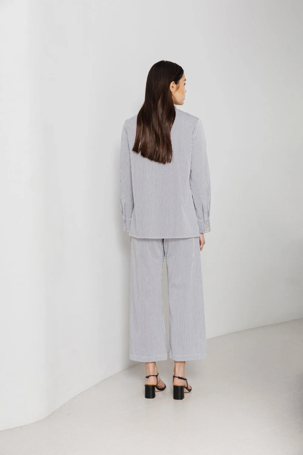 long sleeve shirt, stripe