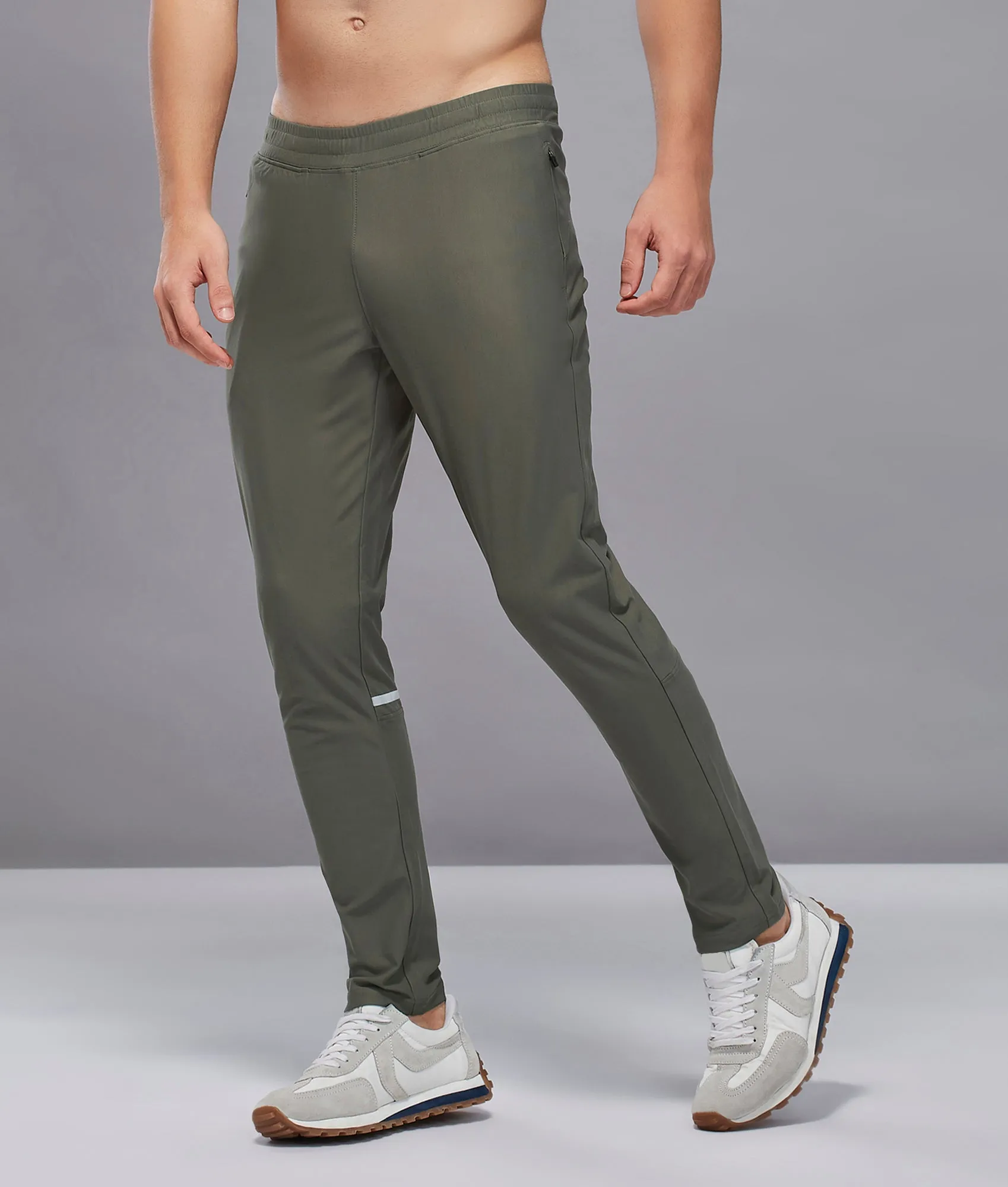 Men Solid Slim Fit Mock Tracksuits with DURACOOL 