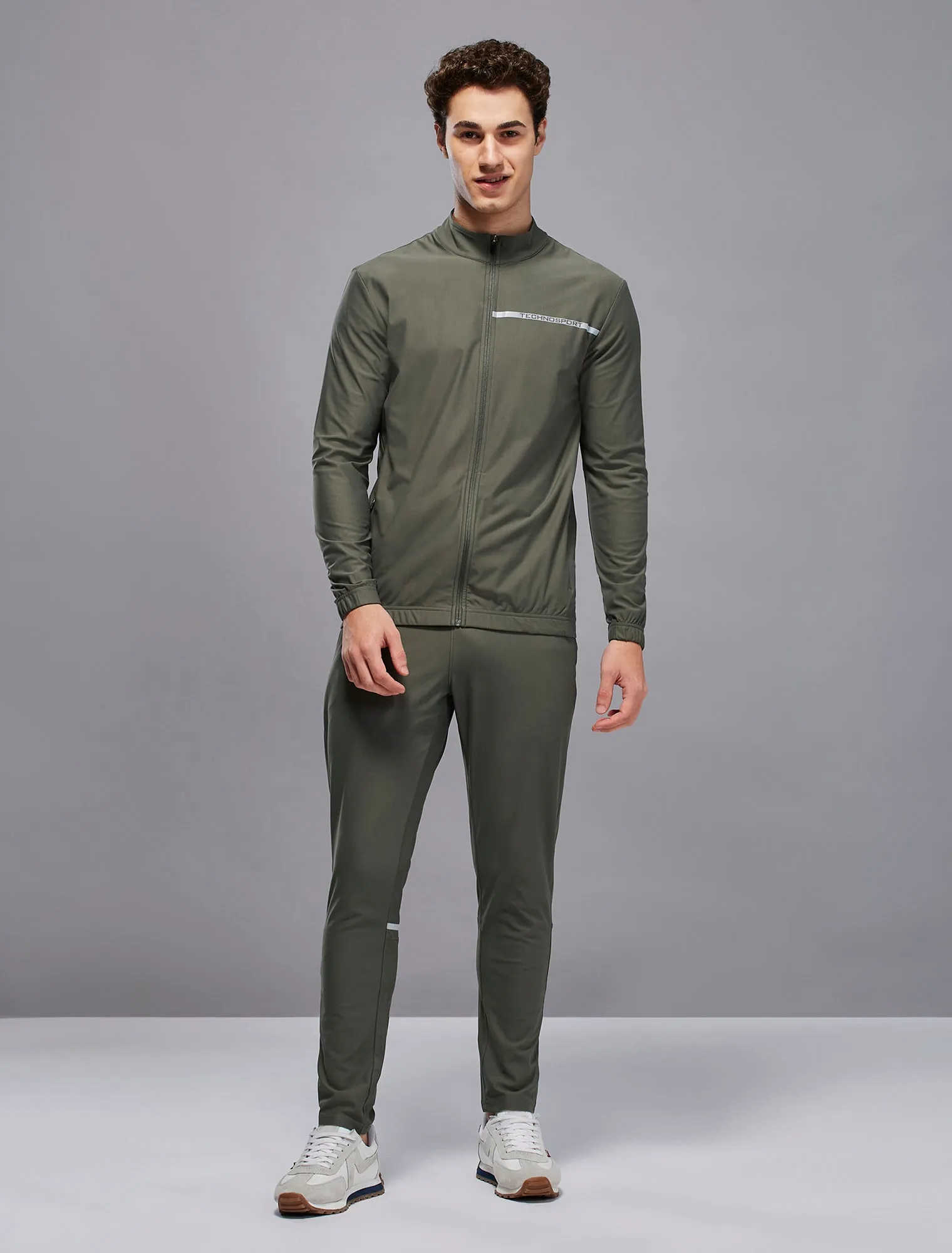 Men Solid Slim Fit Mock Tracksuits with DURACOOL 