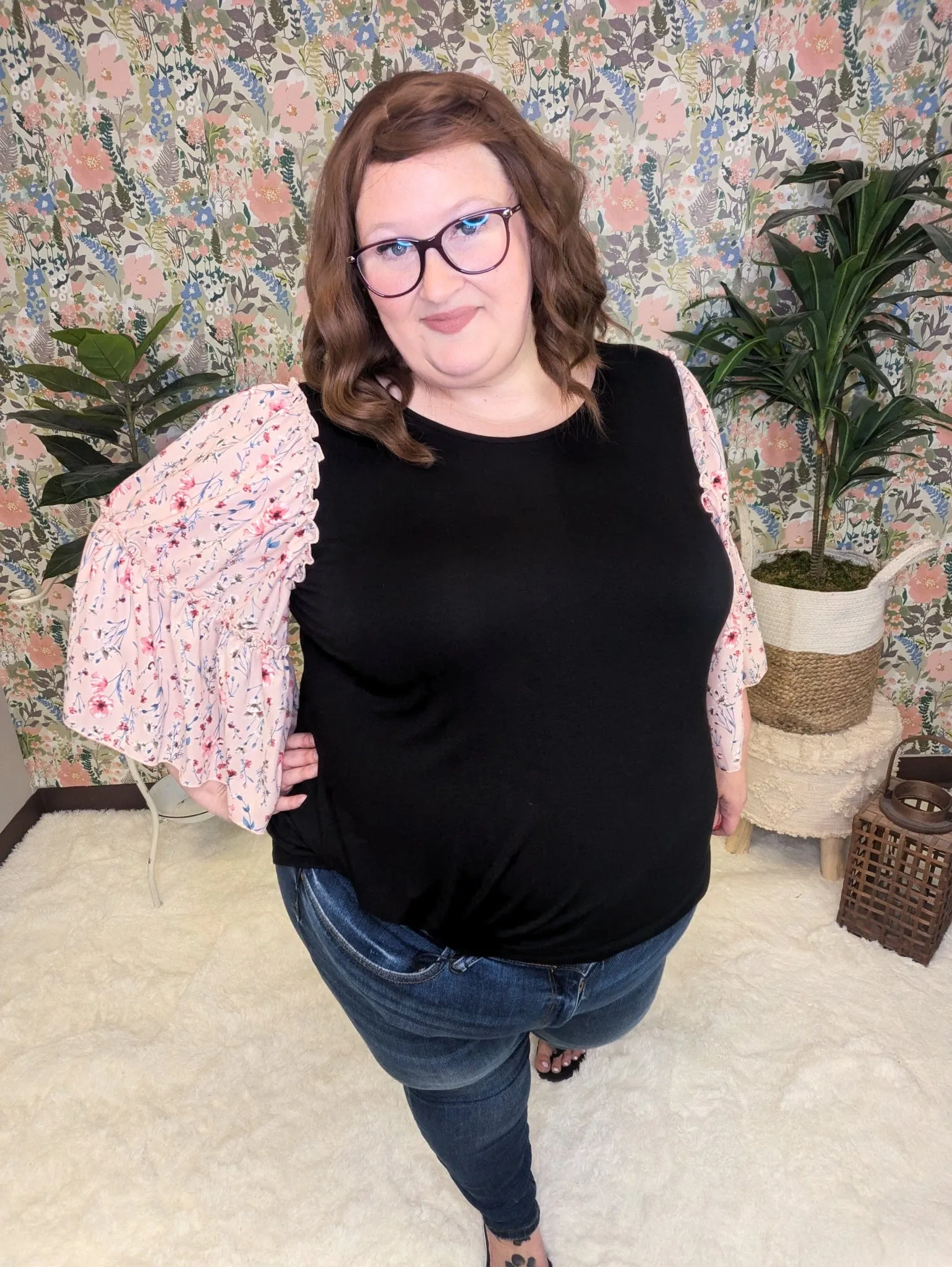 Meryl Floral Wide Sleeve Top in Black/Pink