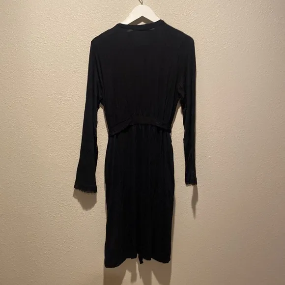 Motherhood Maternity Robe Black Size S/M long sleeve‎ Tie waist lace