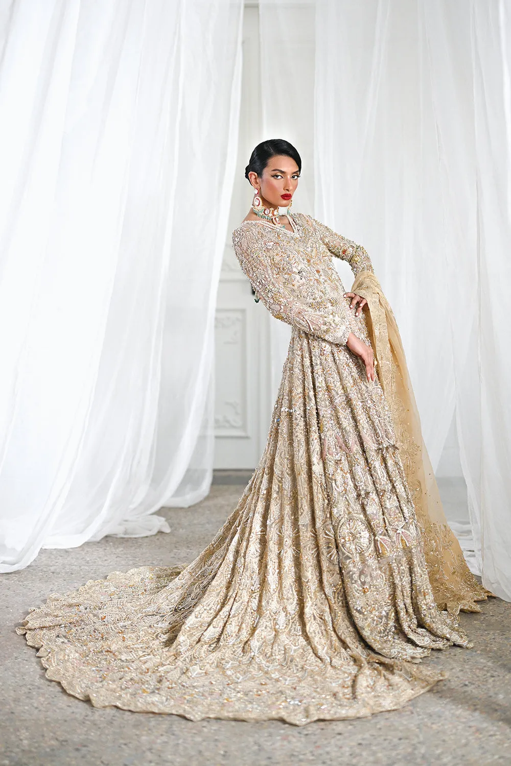 Mysie By Tahira | Poetique'23 | Moira