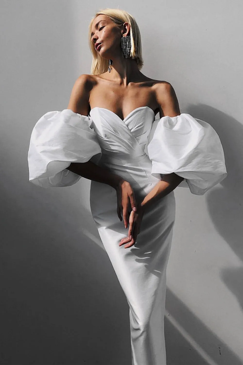 Off Shoulder Backless Puff Sleeves Midi Dress
