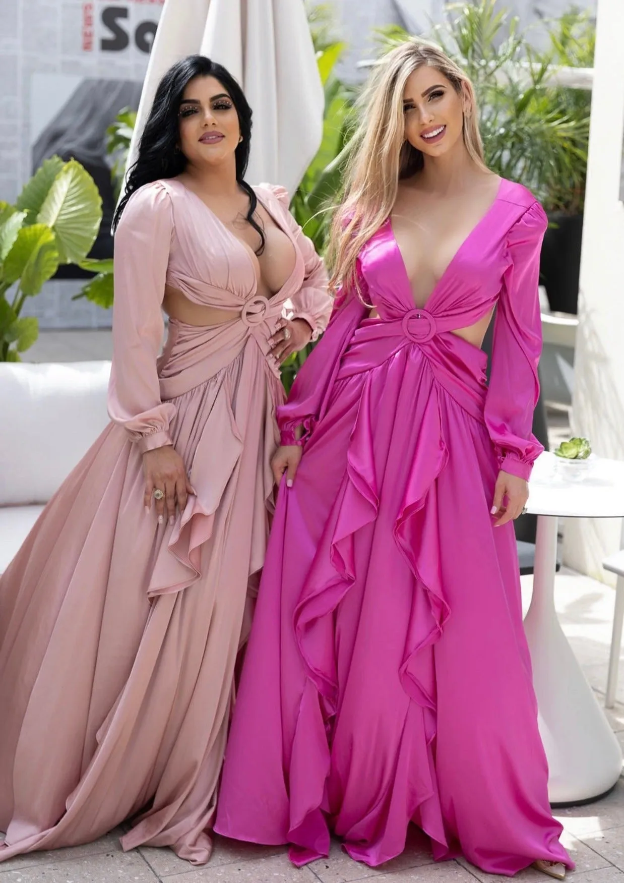 "MYKONOS" FUCHSIA CUT OUT LONG SLEEVE MAXI DRESS