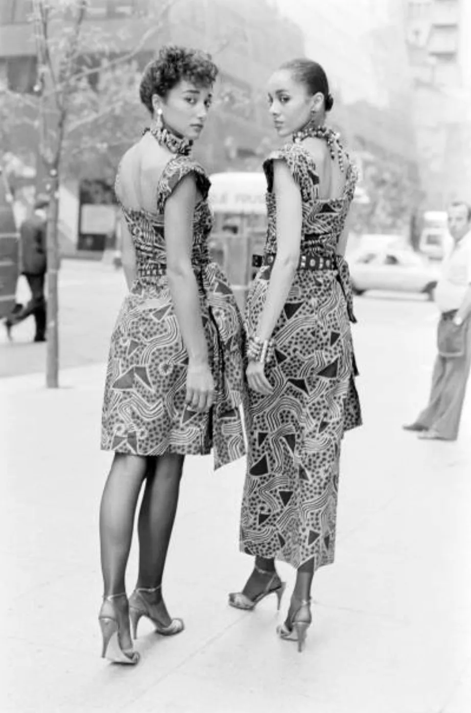 Resort 1983 Yves Saint Laurent Printed Cotton Hip Swag Sarong Dress