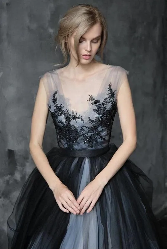 Roycebridal A-line Scoop Black Applique Soft Tulle Wedding Dress