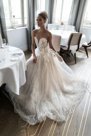 Roycebridal Beautiful Wedding Dresses A-line Scoop Hand-Made Flower Beading Bridal Gown,MW449