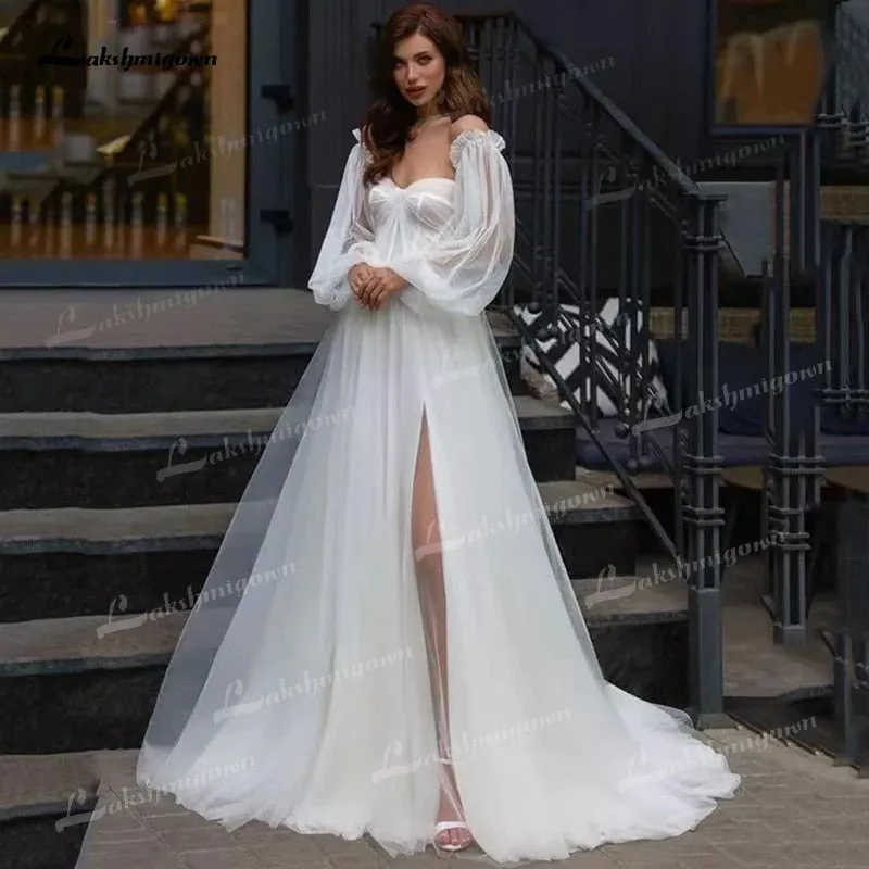 Roycebridal Boho A-Line Tulle Wedding Dresses Side Split With Detachable Puff Sleeves Sweetheart Neck Sweep/Brush Train Beach Bride Gowns