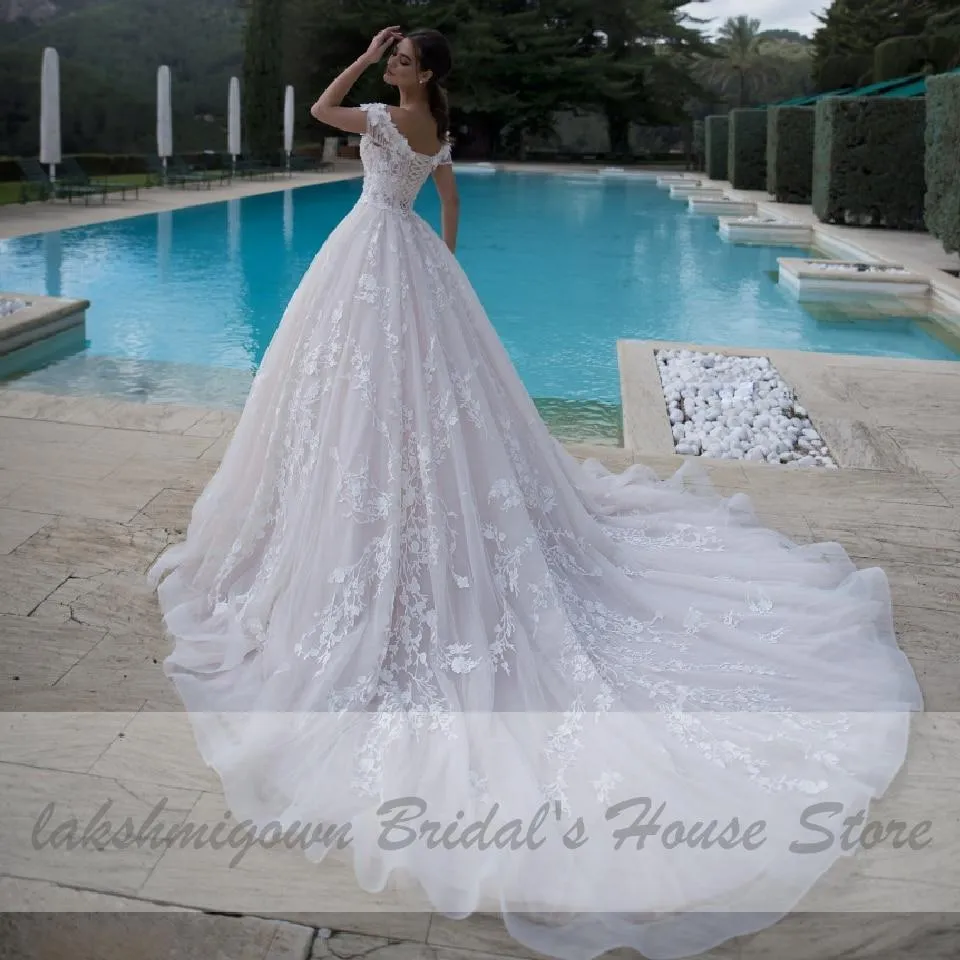 Roycebridal Luxury Princess Bridal Gown Vintage Lace Wedding Dresses Off the Shoulder