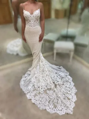 Roycebridal Mermaid V-Neck Open Back Lace Wedding Dresses Bead