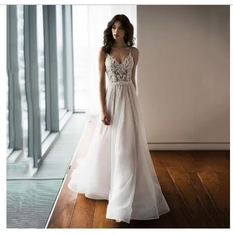 Sexy Spaghetti Strap Lace Bridal Dresses Backless