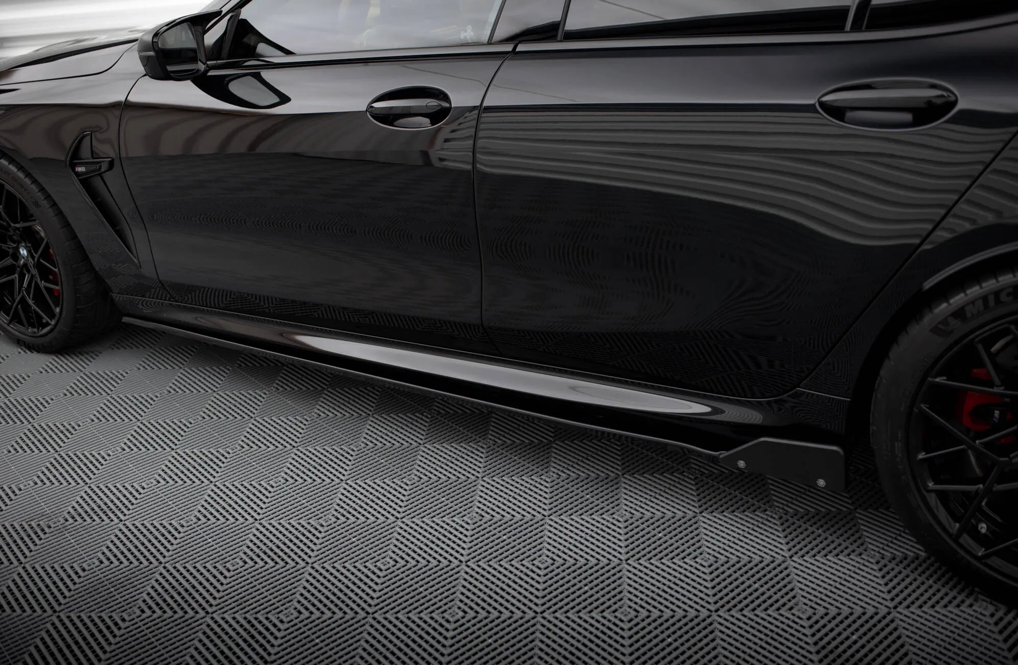 Side Skirts Diffusers V.1   Flaps BMW M8 Gran Coupe F93 / 8 Gran Coupe M-Pack G16