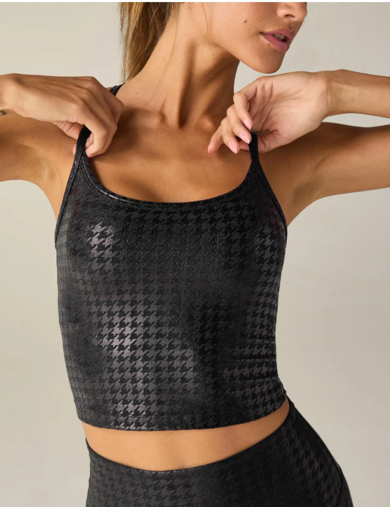 Slim Racerback High Cropped Tank In Houndstooth Black