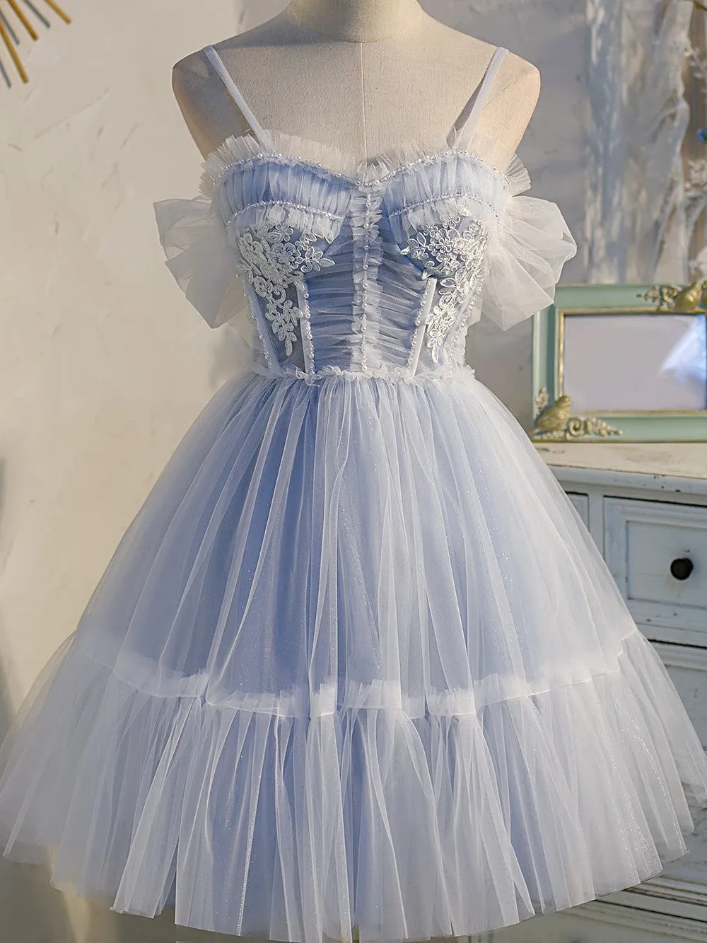 Spaghetti Straps Lace Appliques Tulle Princess Homecoming Dresses