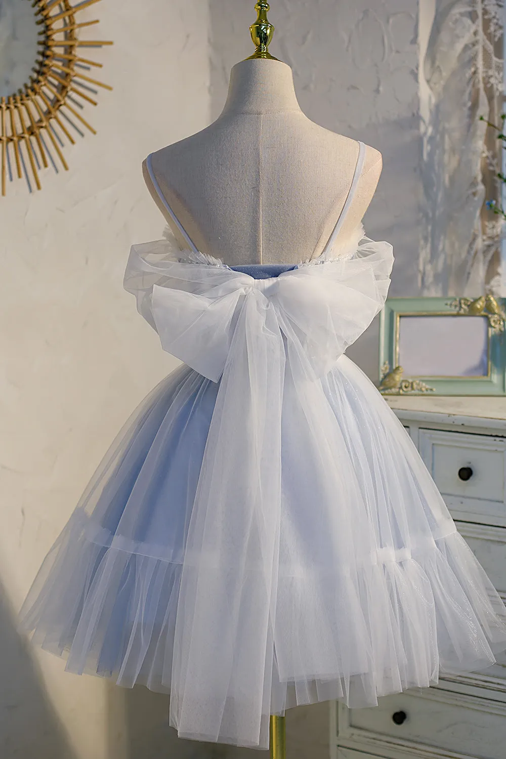 Spaghetti Straps Lace Appliques Tulle Princess Homecoming Dresses