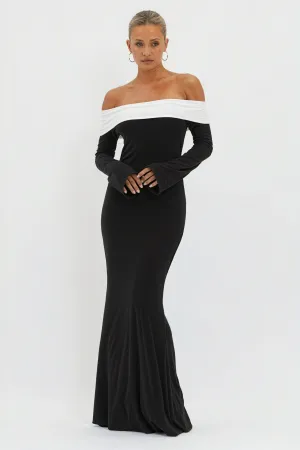 Statement Evening Gown with Flared Sleeves