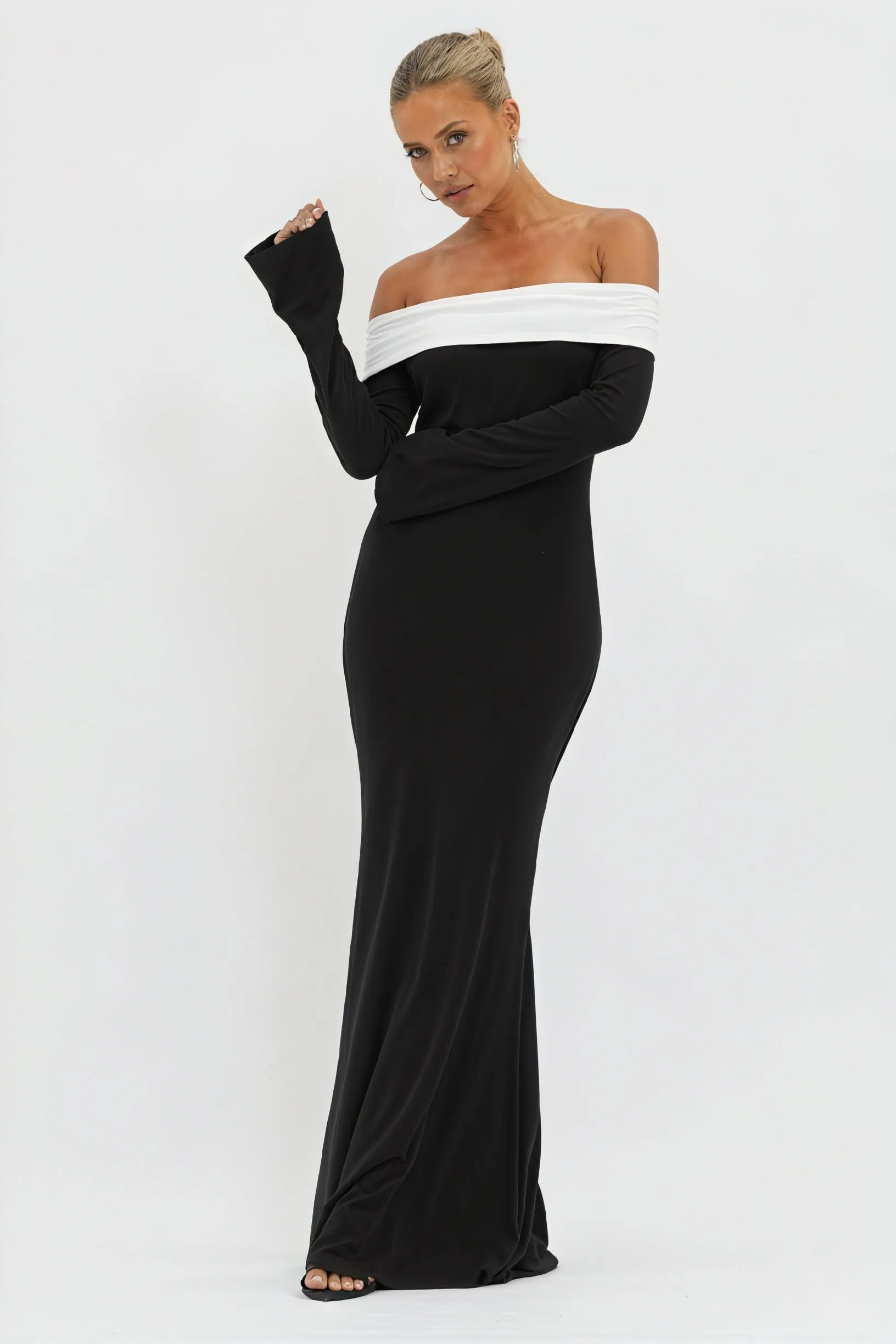 Statement Evening Gown with Flared Sleeves