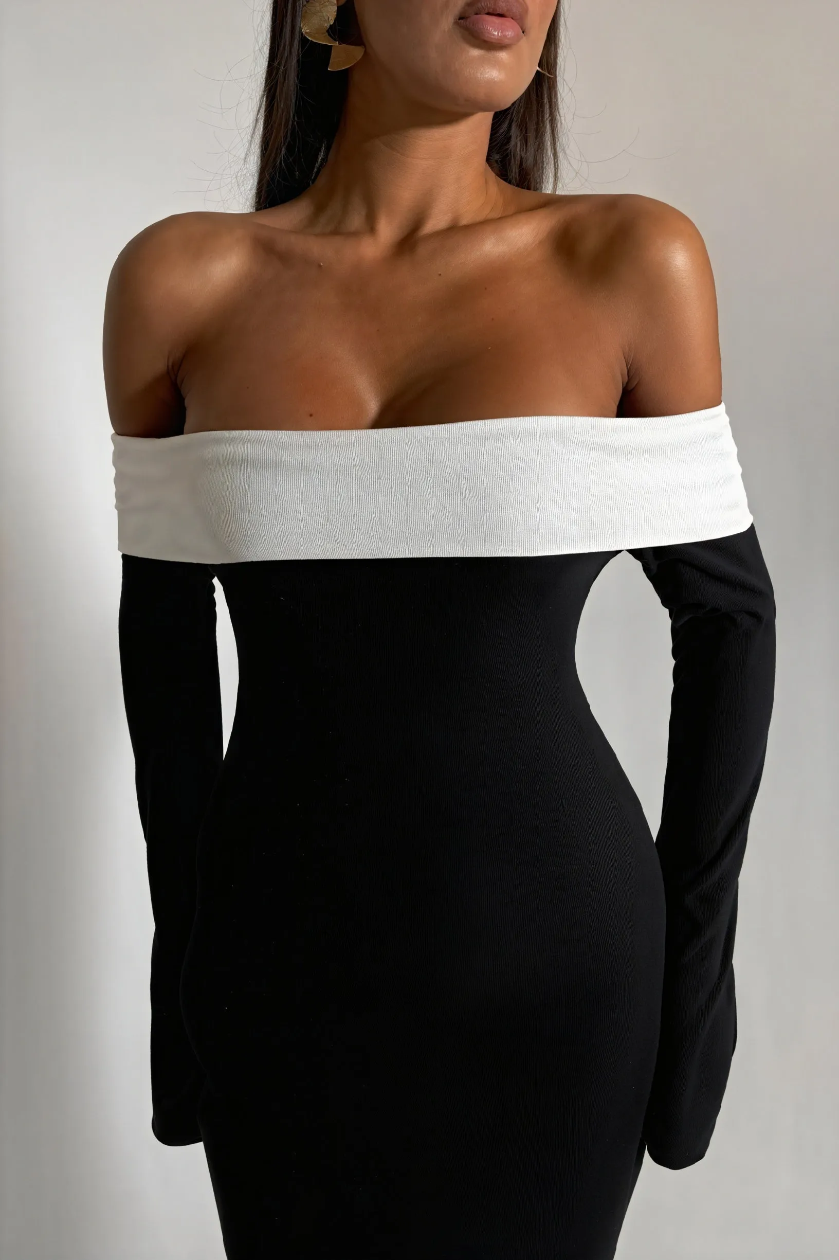 Statement Evening Gown with Flared Sleeves
