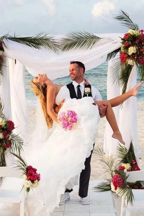Strapless High Low Bridal Dresses for Beach Weddings