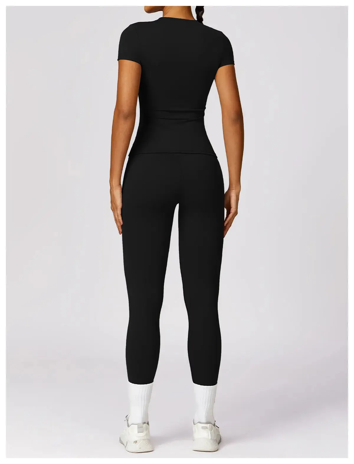 Tallis - Sculpting Active Fit Woman's Gym Set