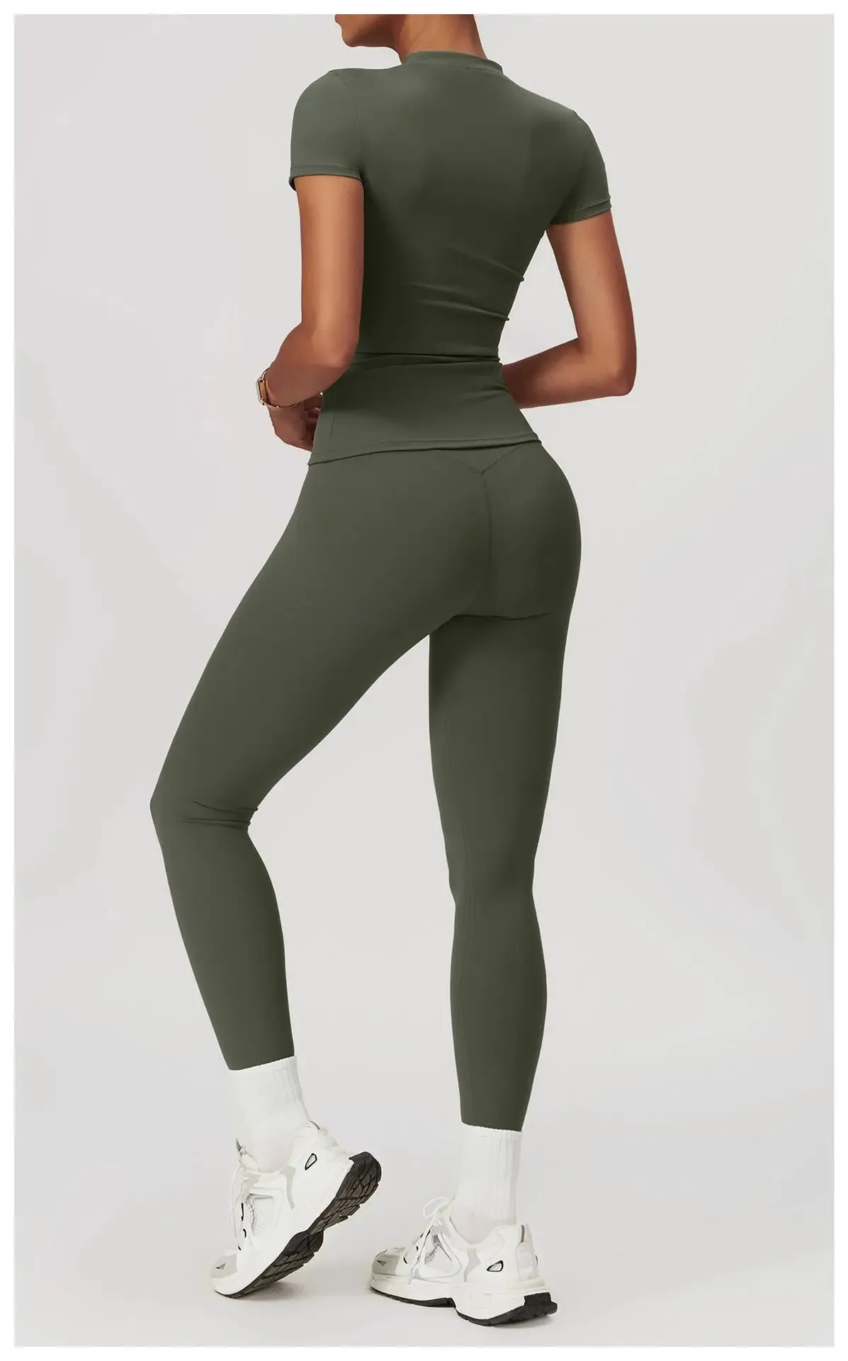Tallis - Sculpting Active Fit Woman's Gym Set