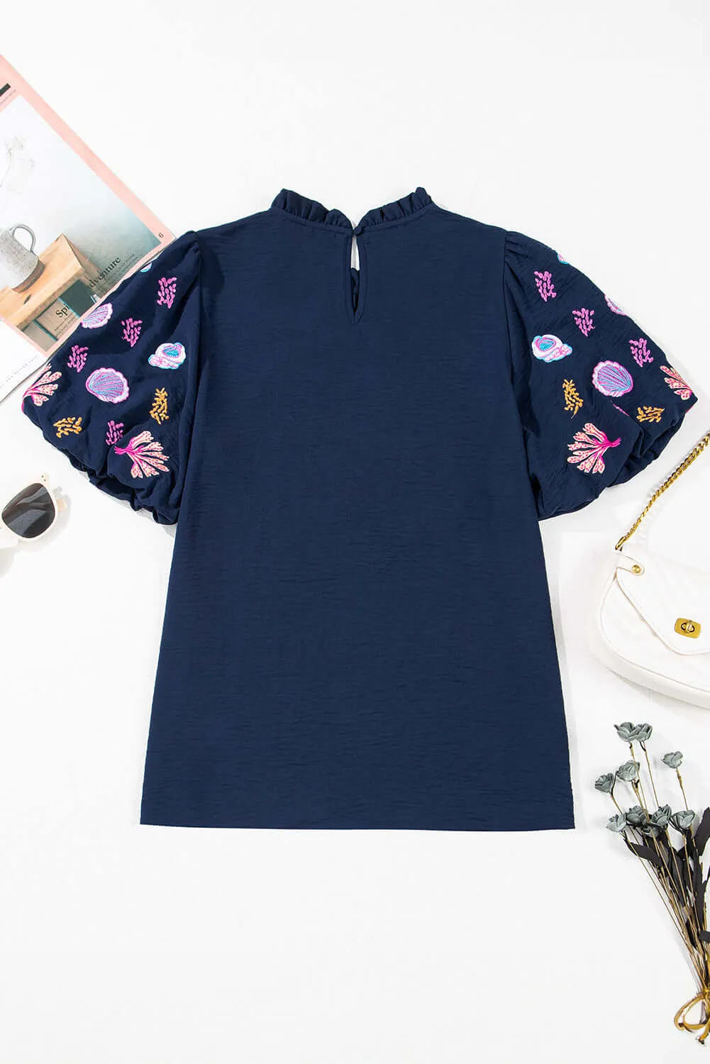 TIDE AND TREASURE TOP