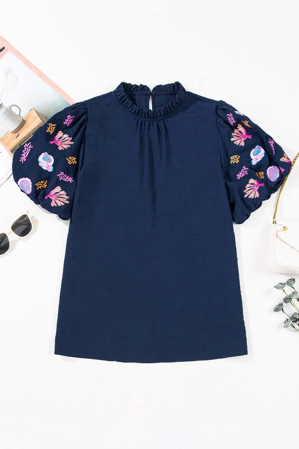 TIDE AND TREASURE TOP