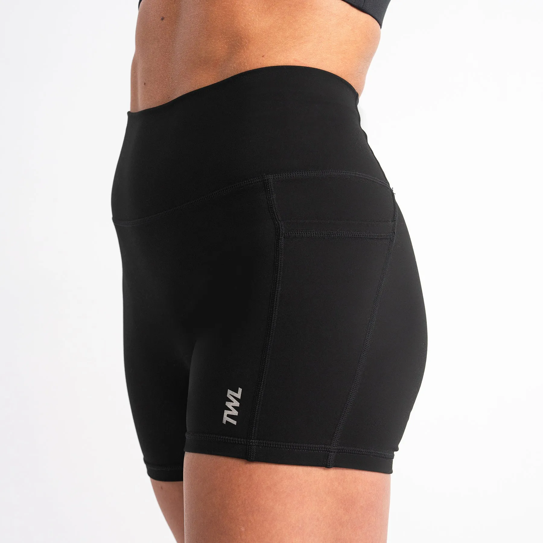 TWL - WOMEN'S REFINE SHORTS 4.5 INCH - BLACK