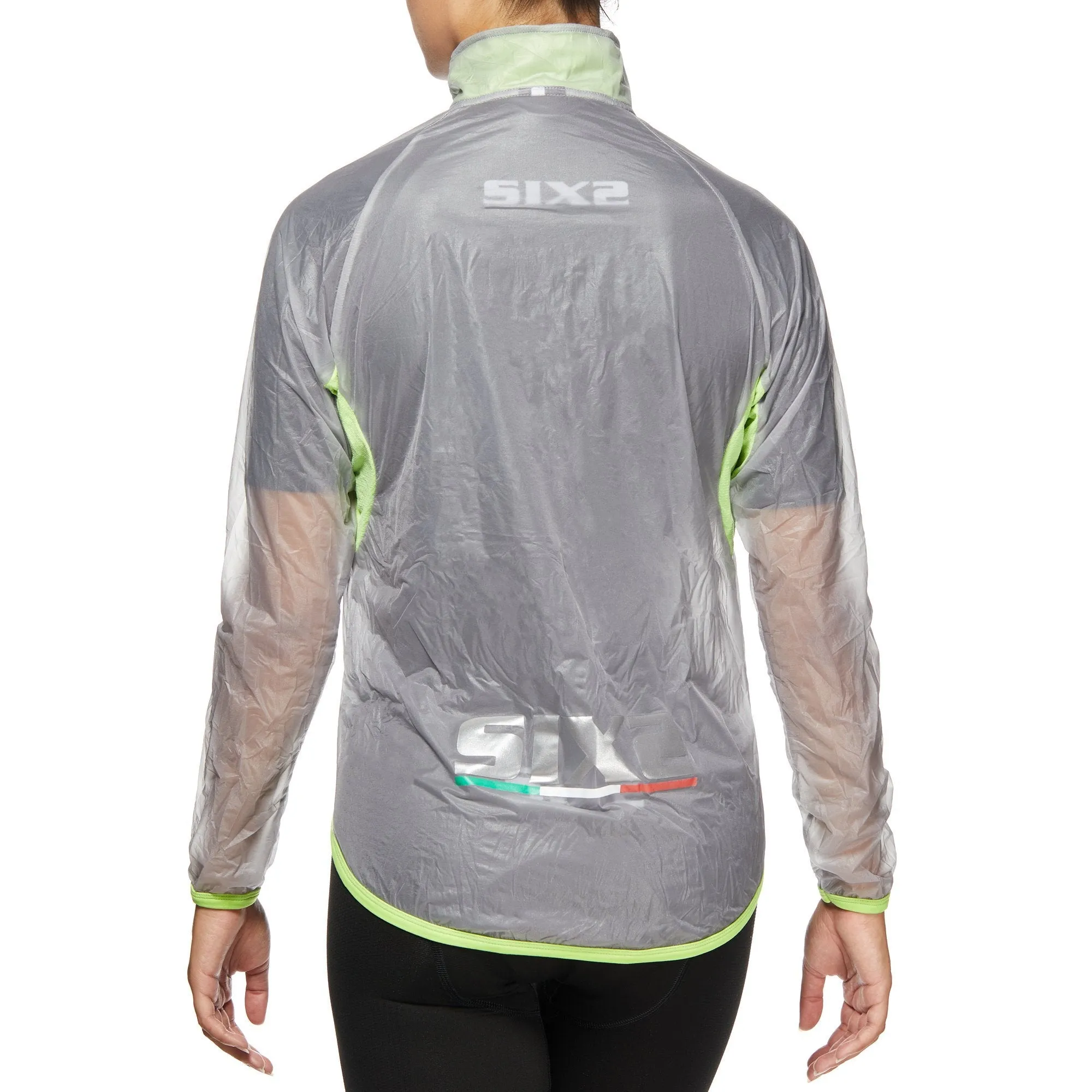 Windproof lightweight cape