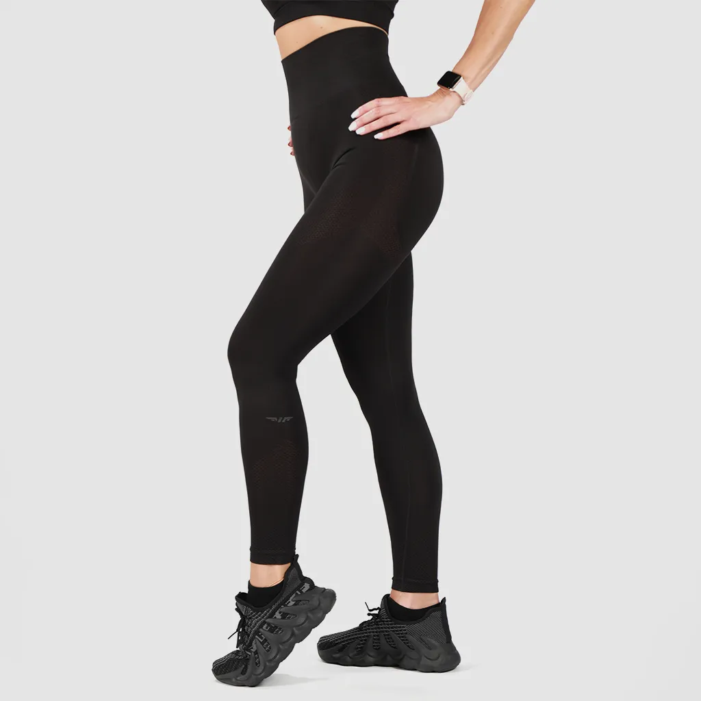 WOMEN-ESSENTIAL-SEAMLESS-PUSH UP-LEGGING (BLACK)