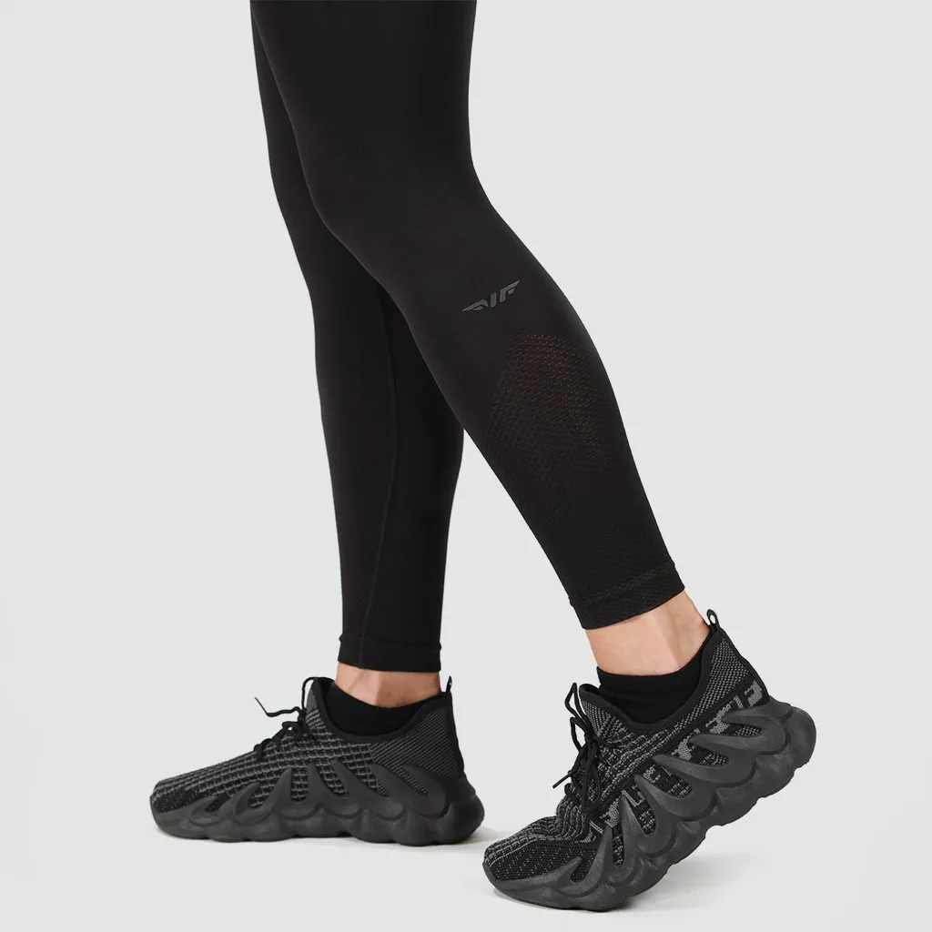 WOMEN-ESSENTIAL-SEAMLESS-PUSH UP-LEGGING (BLACK)